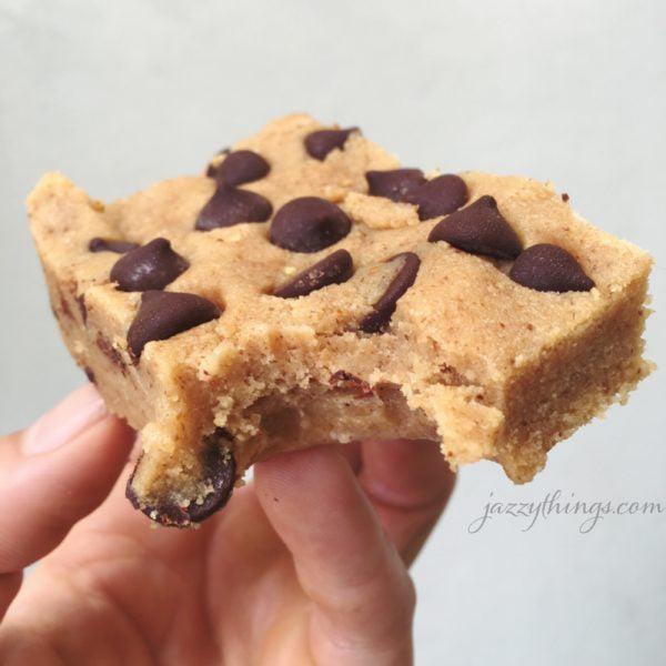 Cookie Dough Protein Bars (No Bake)